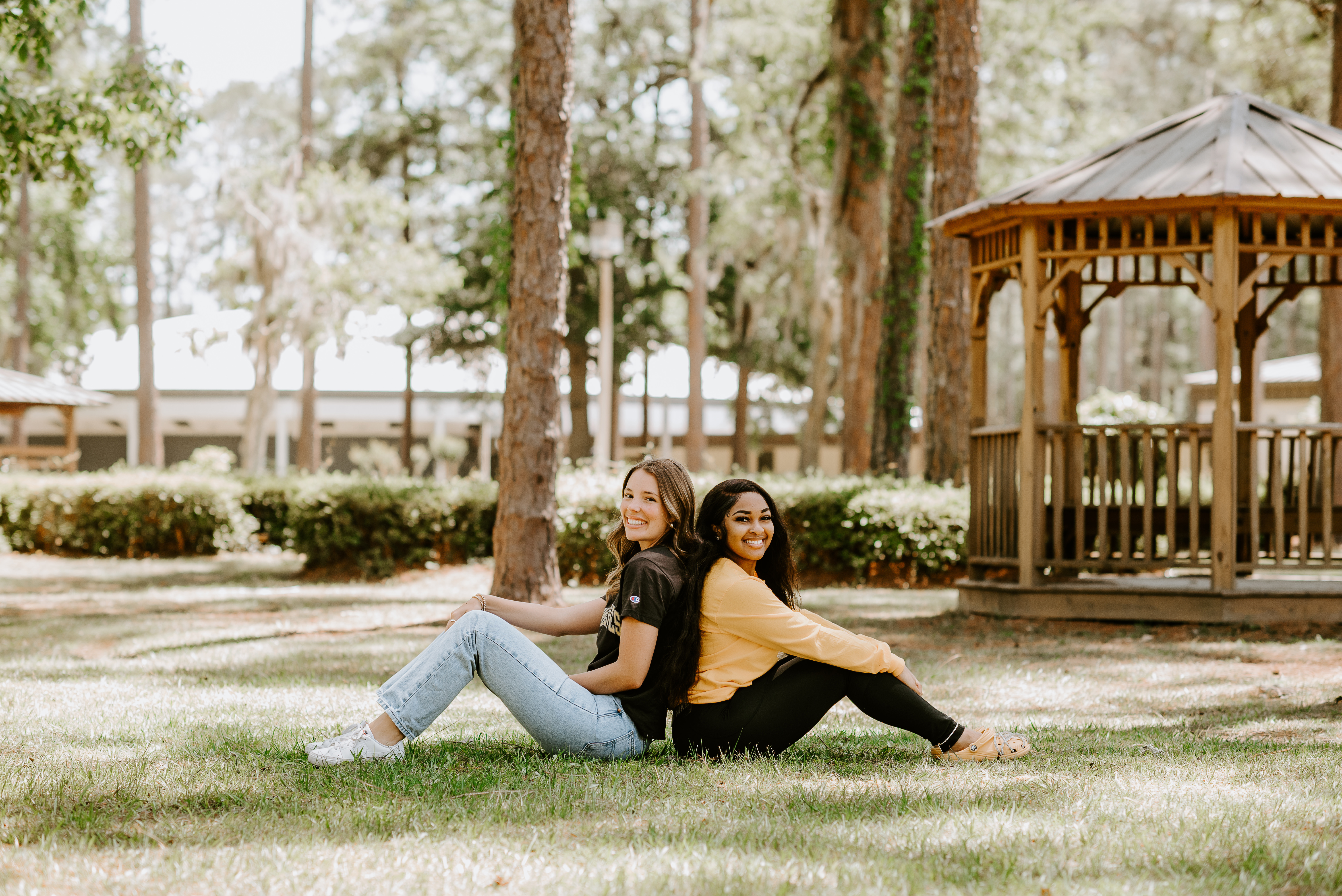 Students by Pine Square